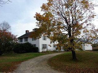 94 Hampton Rd, Pomfret Center, CT 06259