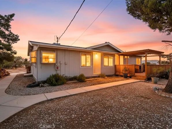 10636 Acanthus St, Phelan, CA 92371