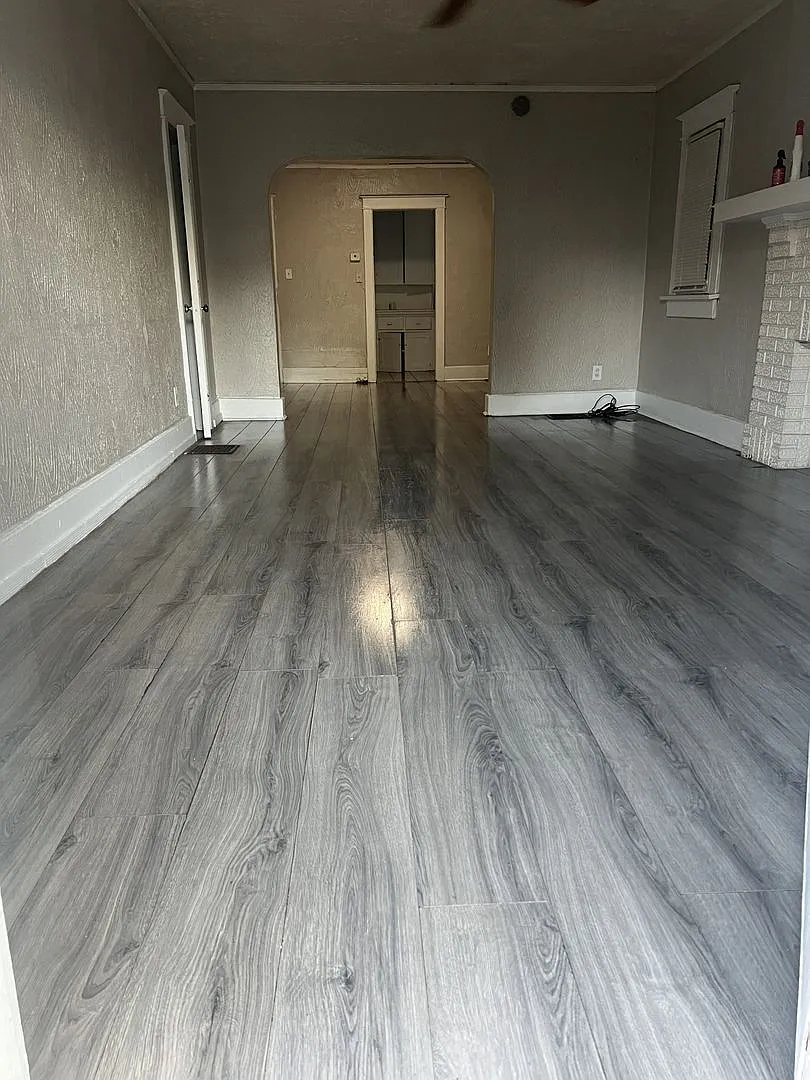32 East Norman — Photo 3