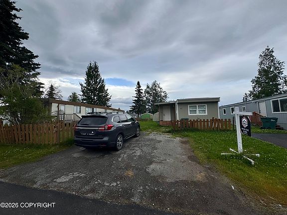 4th image of 1200 W Dimond Blvd #211
