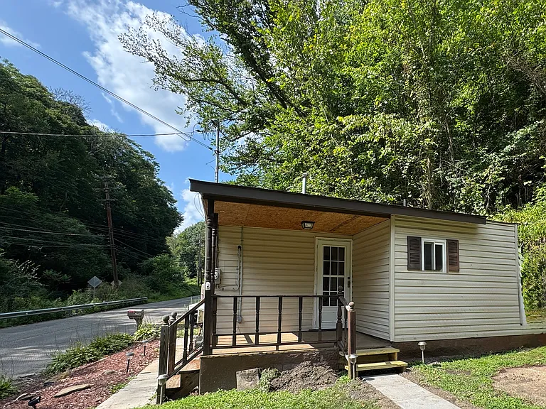 Coal Valley Rd — Photo 1