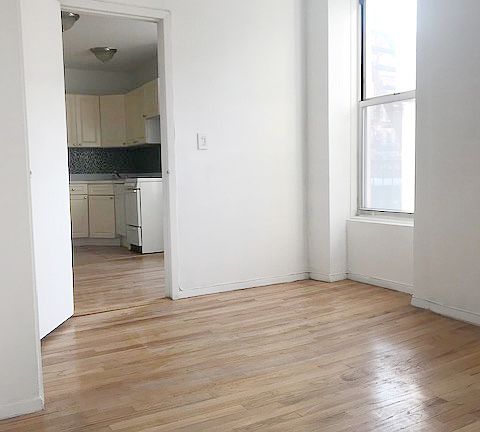 5th image of 363 W 57th St APT 2C