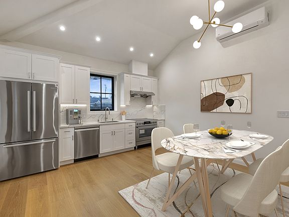 4th image of 1438 Columbus Ave #A