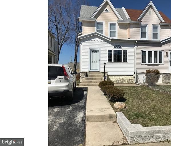 1st image of 120 N Wells Ave