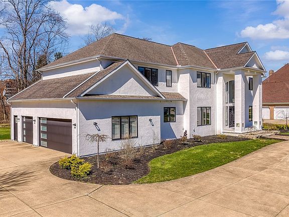 3rd image of 2504 Ginger Wren Rd