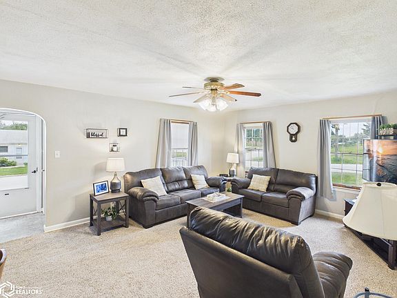 3rd image of 723 S 18th St