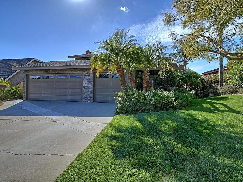 1st image of 2377 Brookhill Dr