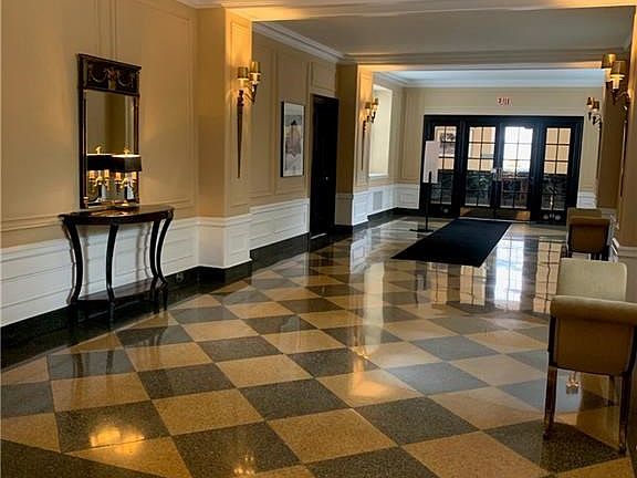 2nd image of 33 Gates Cir APT 6F