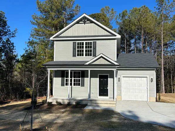826 Roberts Rd, Sanford, NC 27332