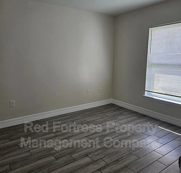 167 Meadow Rd — Photo 6