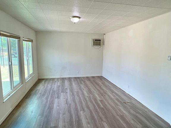 5th image of 186 Madoline St #D