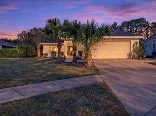 2250 Chase Ct, Mount Dora, FL 32757