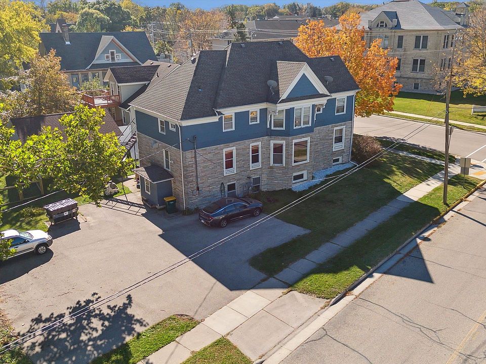 1st image of 110 W Rollin St