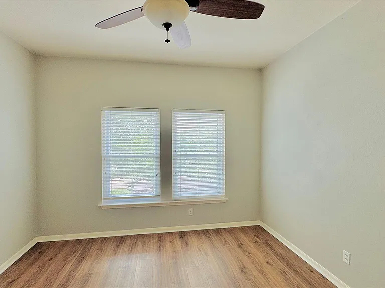 401 Witte — Photo 22