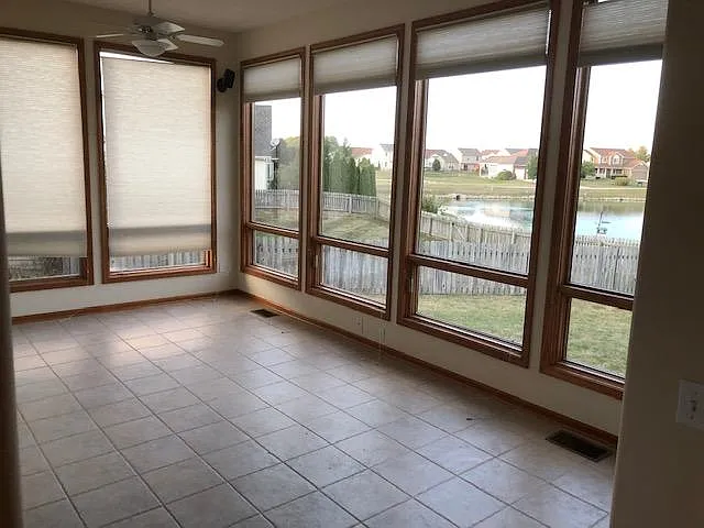 3127 Shallowbrook Dr — Photo 6