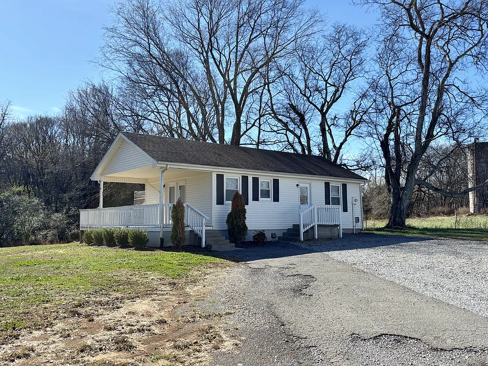 2039 W Jefferson Pike