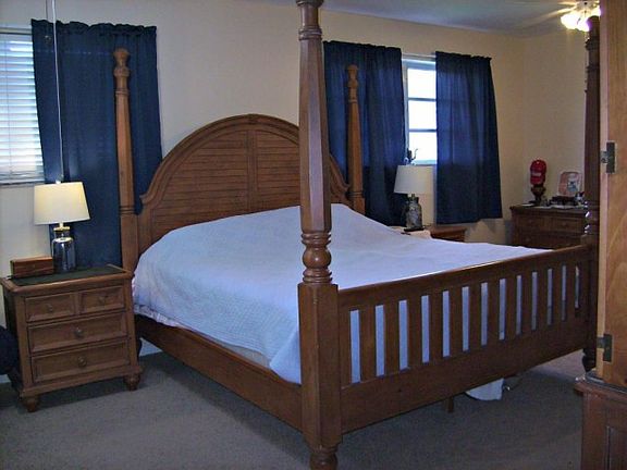 5th image of 401 Gull Ct