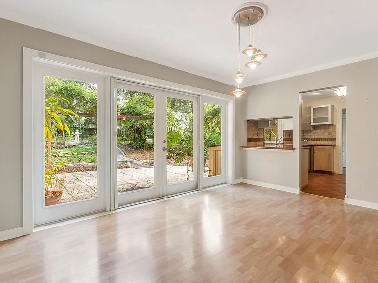 1207 Briercliff Dr — Photo 5