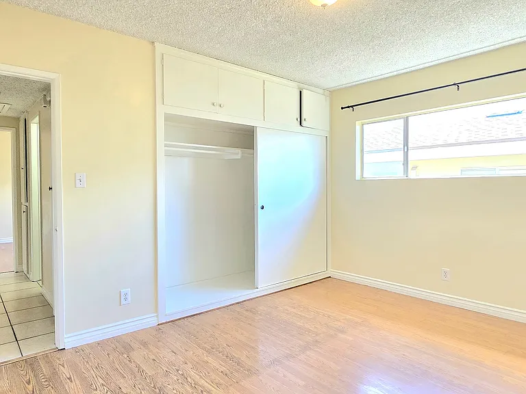Edith Ave — Photo 7