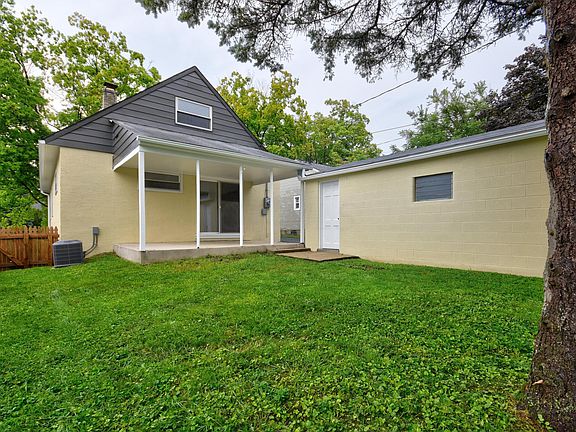 3rd image of 353 E Beechwold Blvd