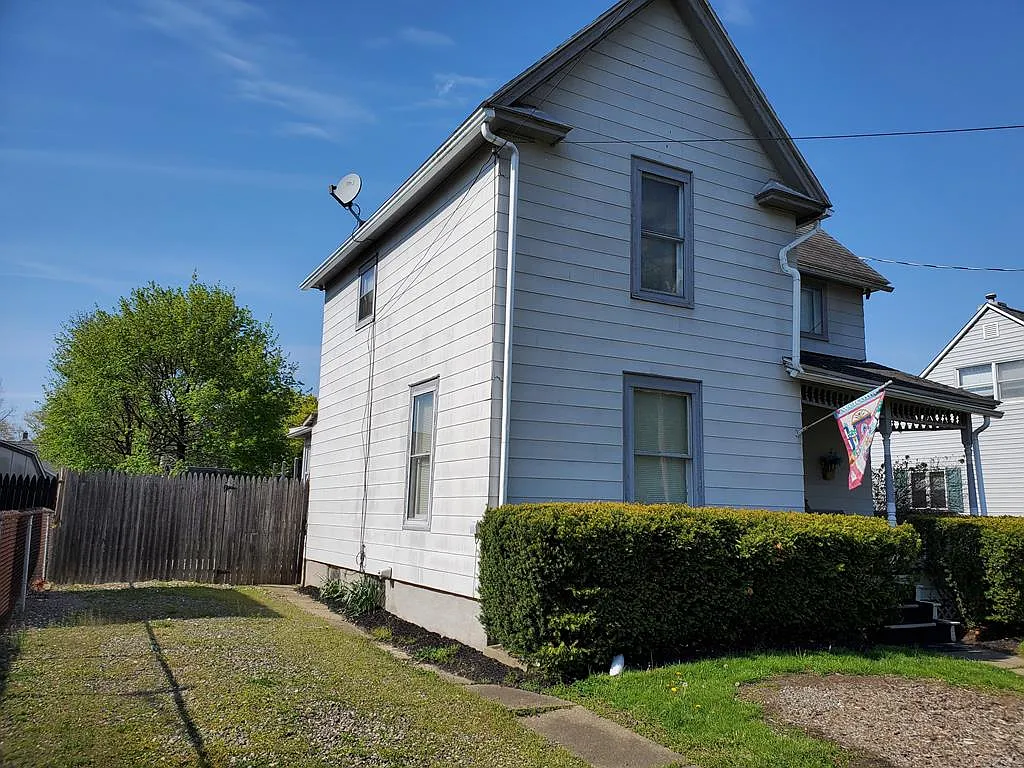610 Yale St photo 1