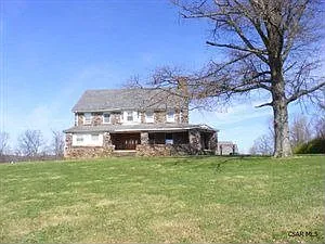 307 Graystone Ln photo 1