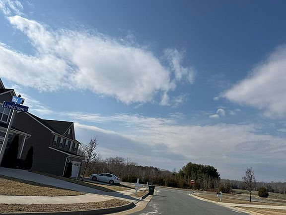 5th image of 5467 Leedstown Rd