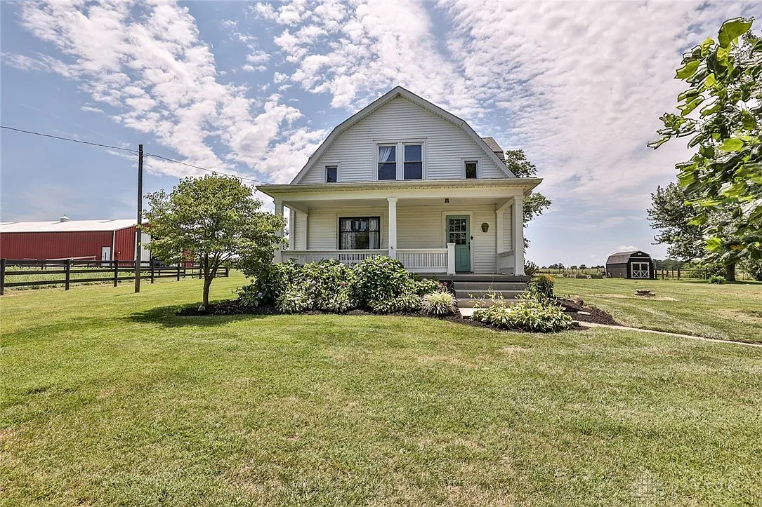 445 Brickel Rd photo 1