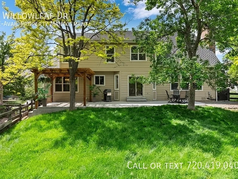 8 Willowleaf Dr — Photo 43