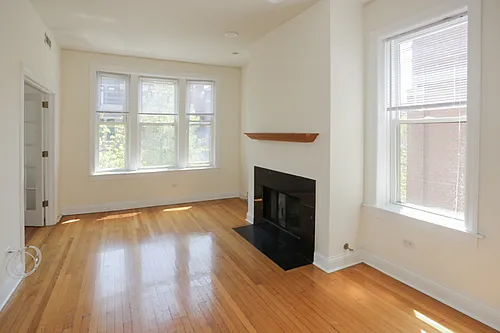 3846 1/2 N Southport Ave #3 Photo 1