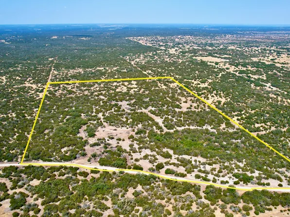 1985 KC 443 LOT S3860, Harper, TX 78631
