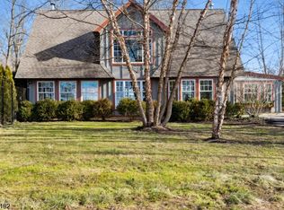 36 Barry Rd, Lambertville, NJ 08530