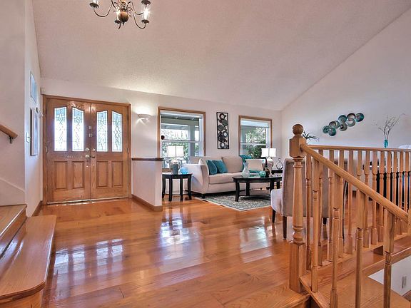5th image of 778 Macklin Ct