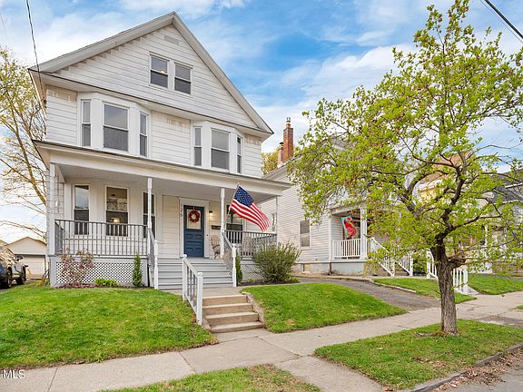 3rd image of 126 Elmer Avenue