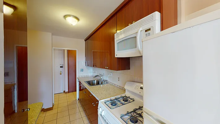 Sold by NYC Realty Brokers LLC | media 24