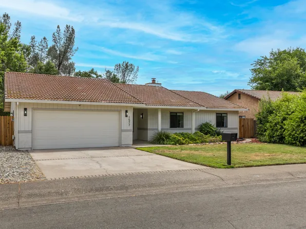 1577 Arroyo Manor Dr, Redding, CA 96003