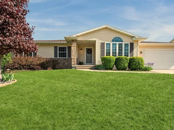 2622 Navajo Ave SW, Cedar Rapids, IA 52404