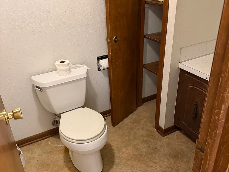 207 Pleasant St #6 — Photo 7
