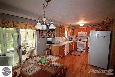4th image of 8365 Aimee Ln