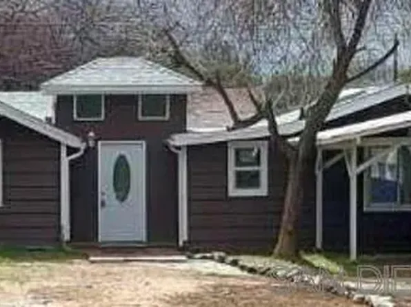 942 D St, Ramona, CA 92065