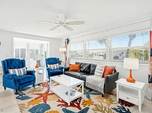 5560 Sir Walter Way, North Fort Myers, FL 33917