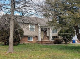 824 Rosegill Rd, North Chesterfield, VA 23236