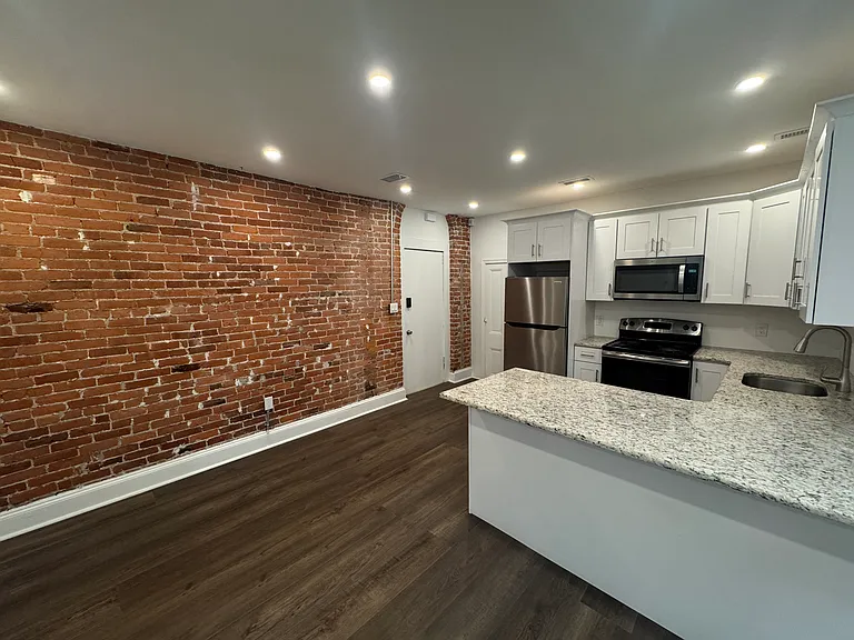 131 Sumac St #2B — Photo 6