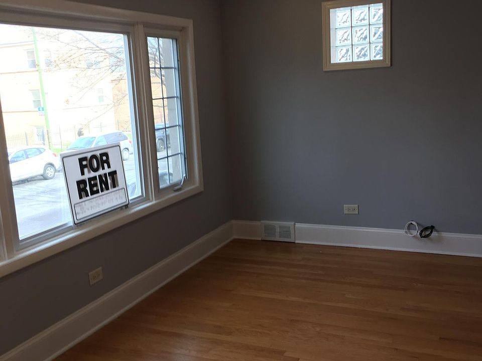 1st image of 6957 W Diversey Ave #1