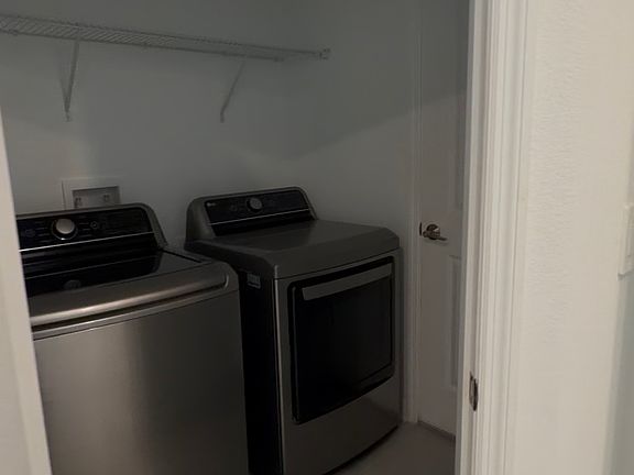 5th image of 4418 Eastminster Rd #1
