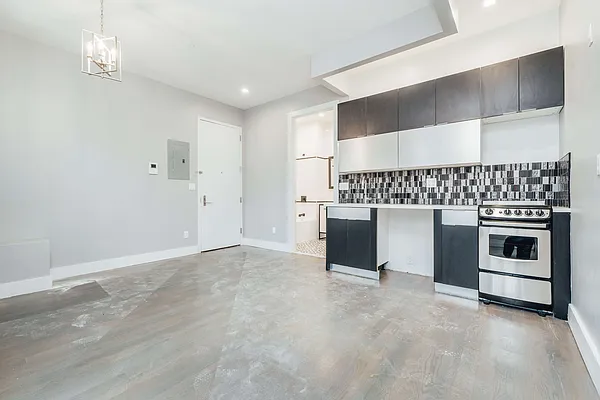 Rented by Nooklyn NYC LLC | media 46