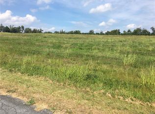 2364 Beacon Rd, Bath, PA 18014