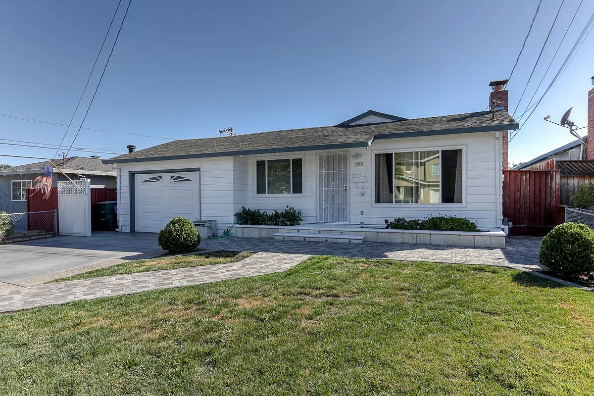 293 Sunnyslope Ave photo 1