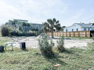 223 S 11th St, Port Aransas, TX 78373