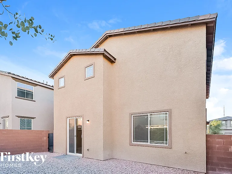 3031 Misty Pine Ave — Photo 15